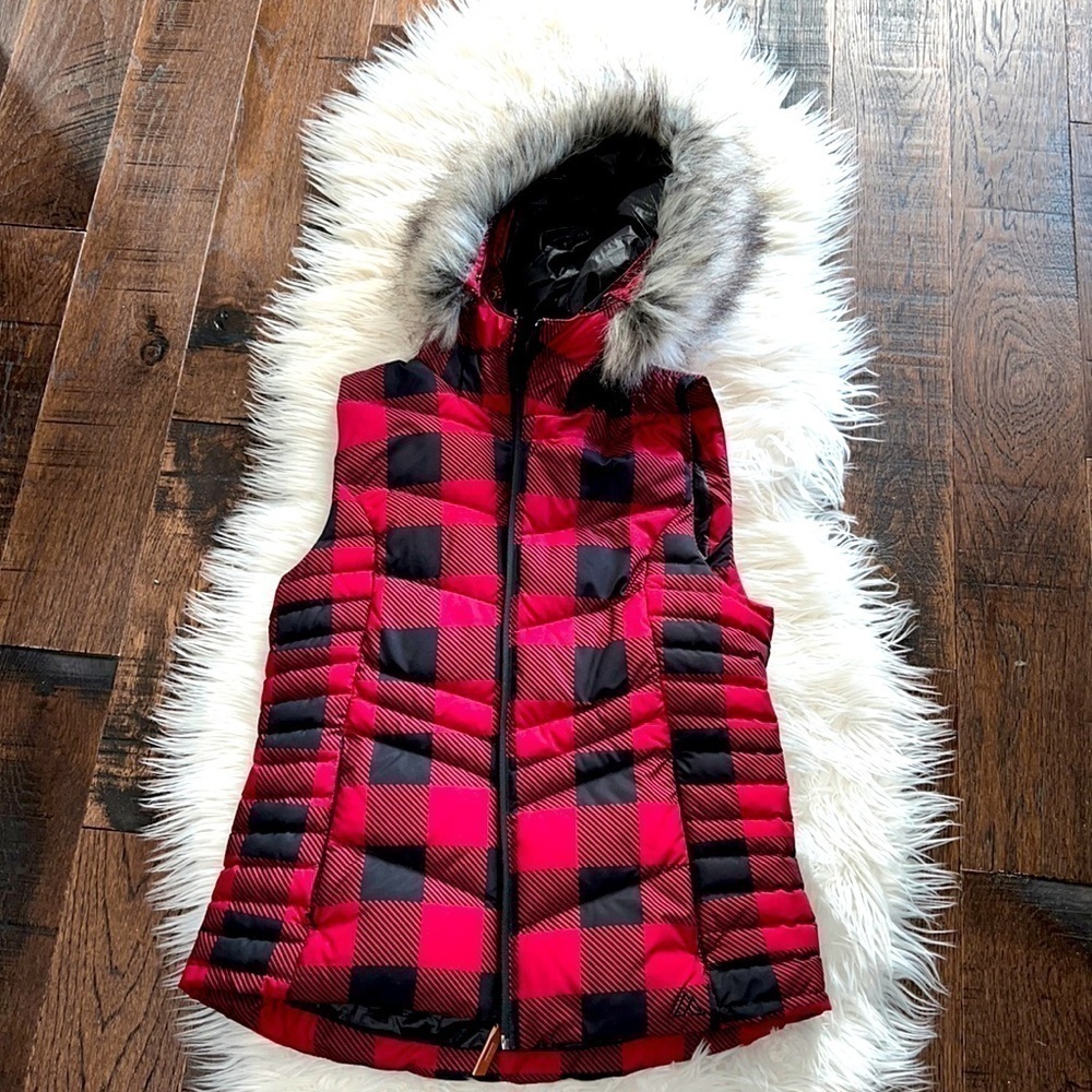 Trendy Buffalo Check Vest with Hood